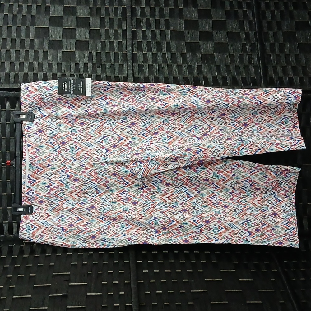 NWT Counterparts Geometric  Cropped Super Stretch Pull On Pants SZ 16W